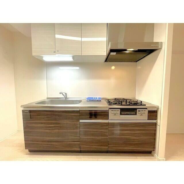 キッチン　３口ガスコンログリルつき※写真は同タイプ別部屋