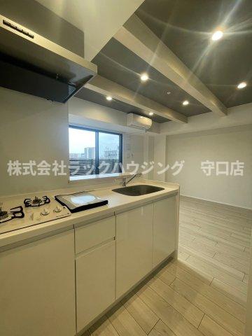 キッチン　同仕様写真となります。
