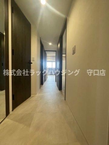 玄関　同仕様写真となります。