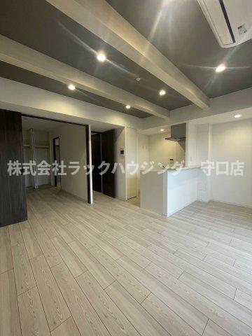 居室・リビング　同仕様写真となります。