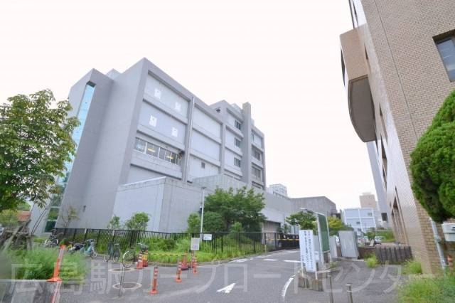 大学・短大　国立広島大学医学部（大学・短大）まで508m