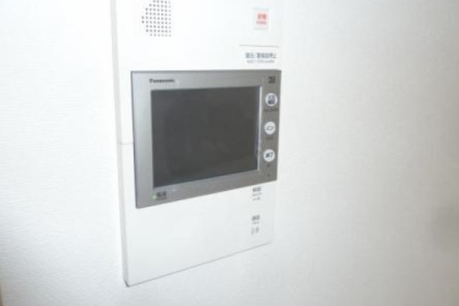 セキュリティ　☆安心のモニター付きインターホン付き☆