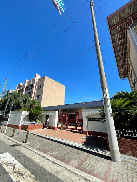 中学校　大阪市立我孫子中学校（中学校）まで809m