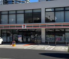 コンビニ　セブンイレブン晴海店（コンビニ）まで287m