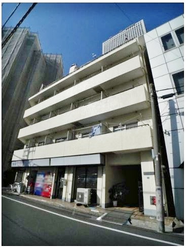 建物外観　落ち着いた雰囲気の外観です