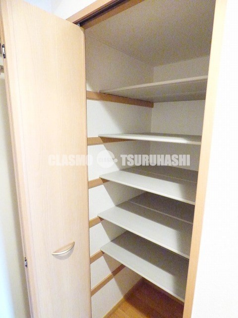 玄関　シューズＢＯＸ付きの玄関♪