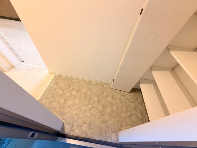 玄関　素敵な玄関は毎朝あなたを元気に送りだしてくれますよ。