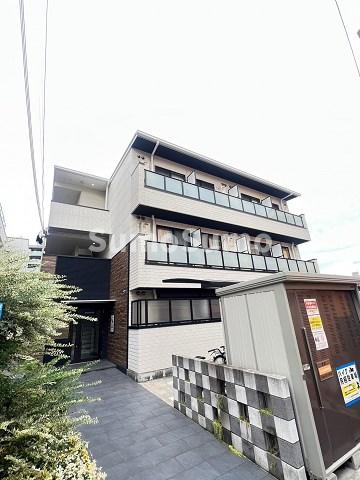 建物外観　落ち着いた雰囲気の外観です