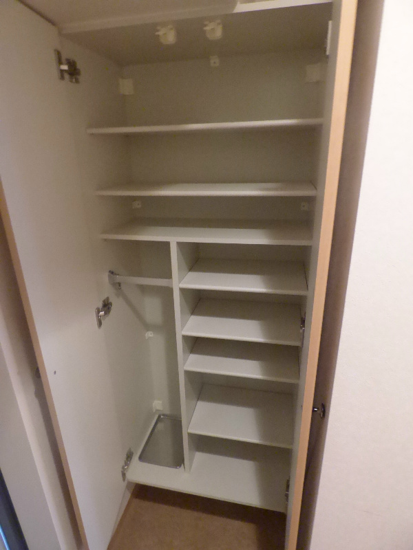 収納　※同物件別部屋参考写真