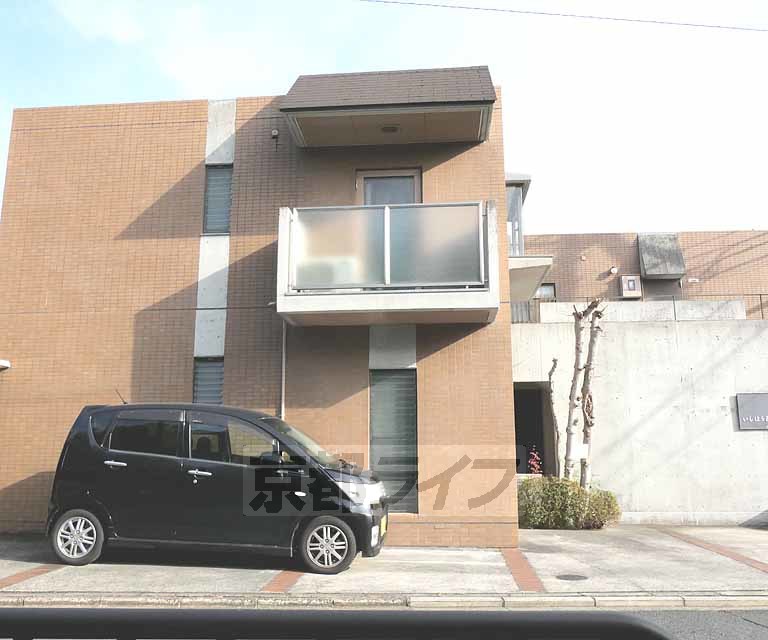 その他共有部分　建物入口です。