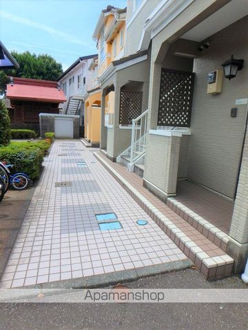 エレガントヴィラ1号館の外観写真