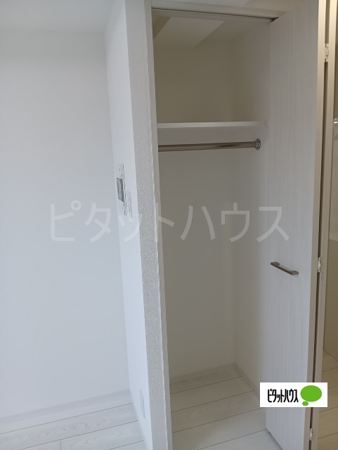 収納　クローゼット