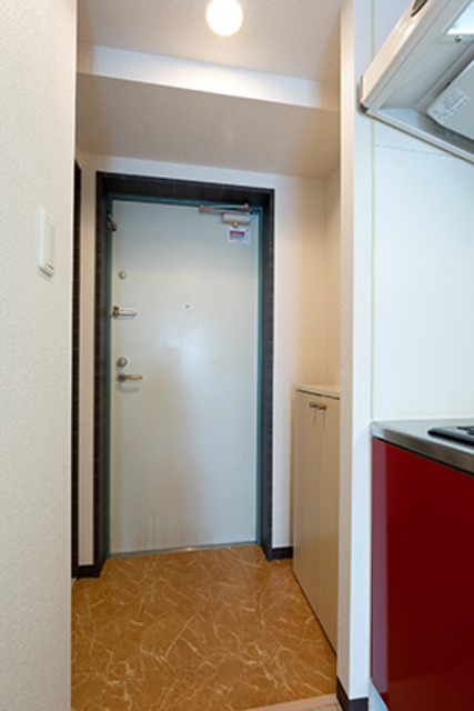 玄関　※写真は同タイプ住戸です。