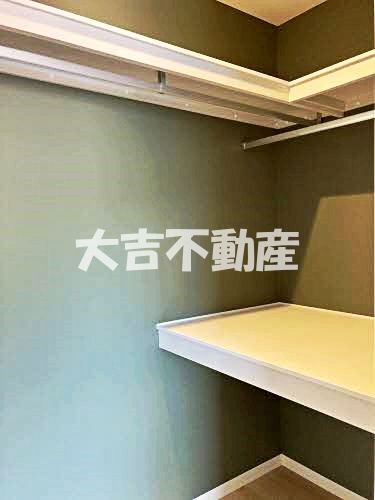 収納　写真は別部屋のものです。