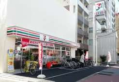 コンビニ　セブンイレブン荒川3丁目店（コンビニ）まで127m