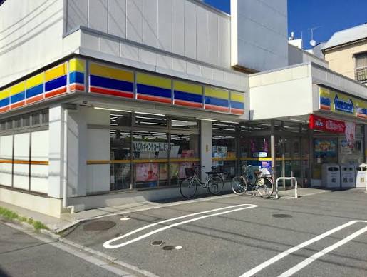 コンビニ　ミニストップ荒川1丁目店（コンビニ）まで393m