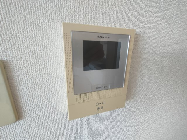 セキュリティ　TVモニター付きインターホンです