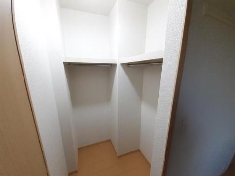 収納　クローゼット
