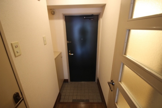 玄関　※別室の写真です