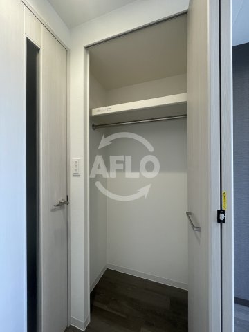 収納　プレサンス塚本ベラビィ　クローゼット