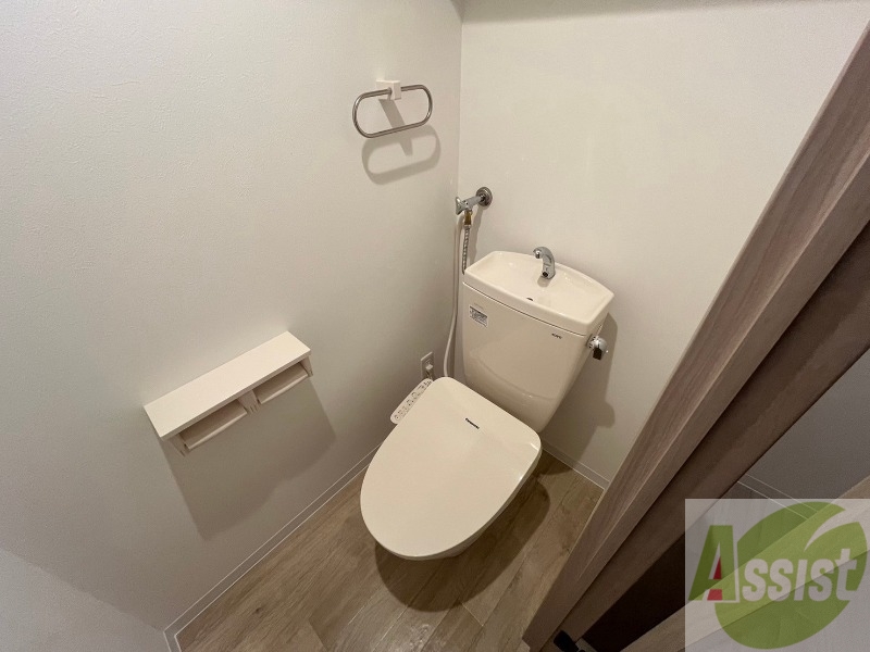 トイレ　トイレです。ウォシュレット付を探している方、おすすめです！