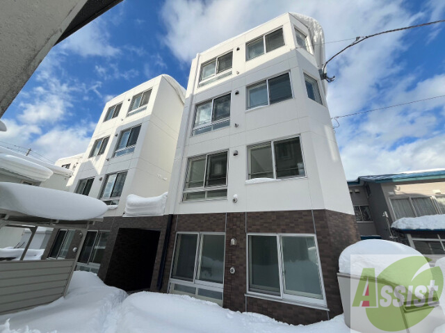 建物外観　札幌市中央区北１３条西「Ｖｉｌｌａｇｅ　Ｓｏｅｎ」