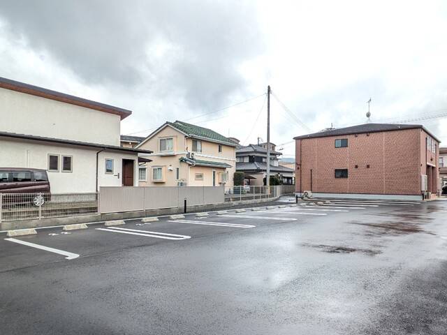 建物外観　建築中