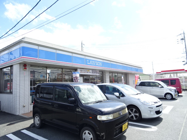 コンビニ　ローソン（コンビニ）まで500m