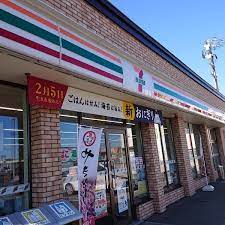コンビニ　セブンイレブン札幌東雁来11条店（コンビニ）まで909m