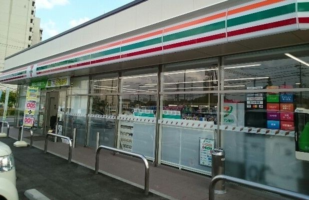 コンビニ　セブンイレブン新潟曽野木団地店（コンビニ）まで1400m