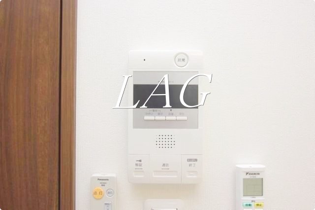 セキュリティ　モニター付きインターホンです。