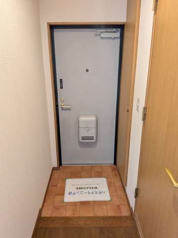 玄関　スッキリまとまった玄関です