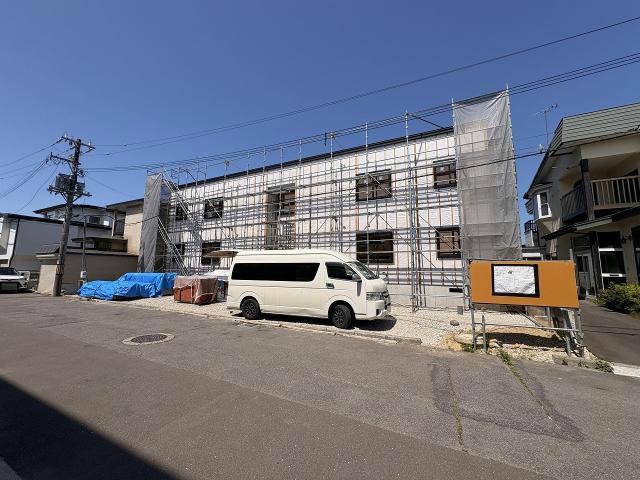 建物外観　建築中