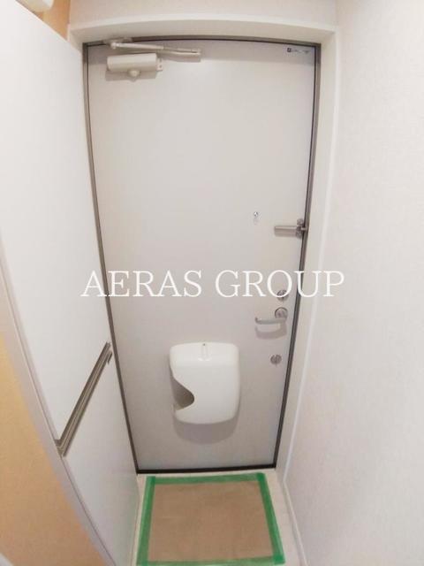 玄関　別部屋同仕様タイプ