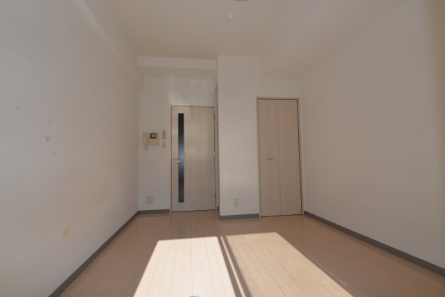 居室・リビング　この写真は同マンションの他のお部屋のものです