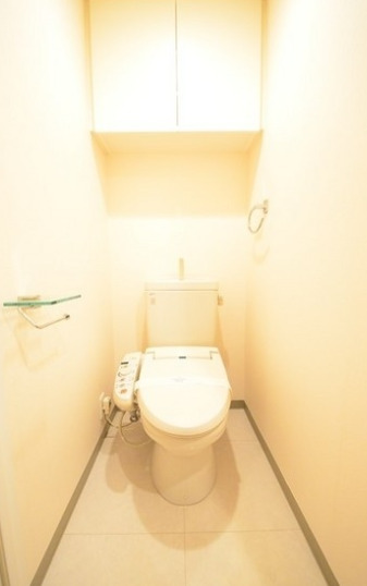 トイレ　別部屋の画像を使用しております。