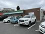 コンビニ　ファミリーマート六ッ川西店（コンビニ）まで280m