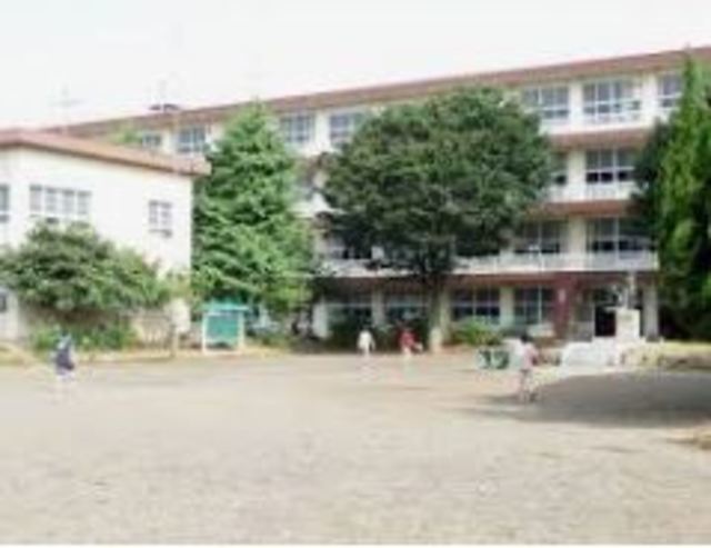 小学校　三島市立西小学校（小学校）まで1118m