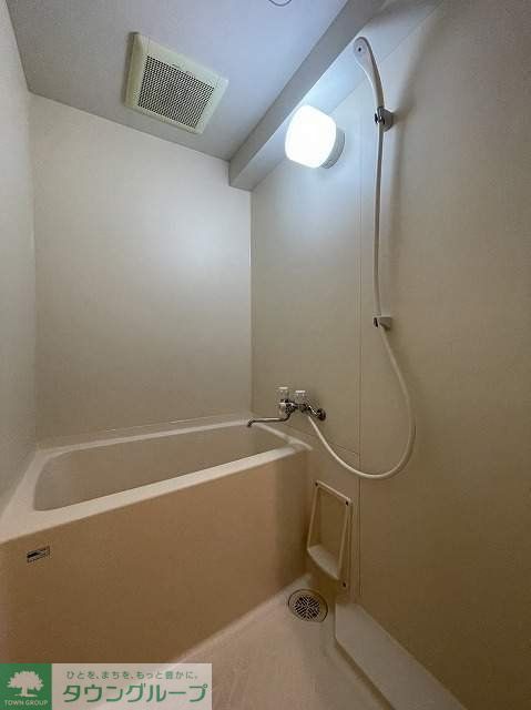 バス・シャワールーム　※別部屋になります。