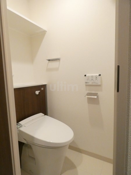 トイレ　別タイプのお部屋です