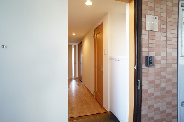玄関　別部屋参考写真