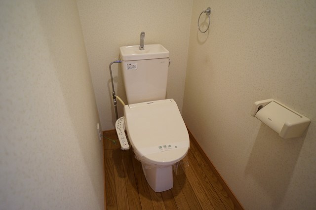 トイレ　別部屋参考写真