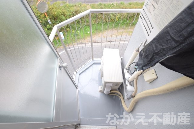 バルコニー　お洗濯にも便利なバルコニー付き