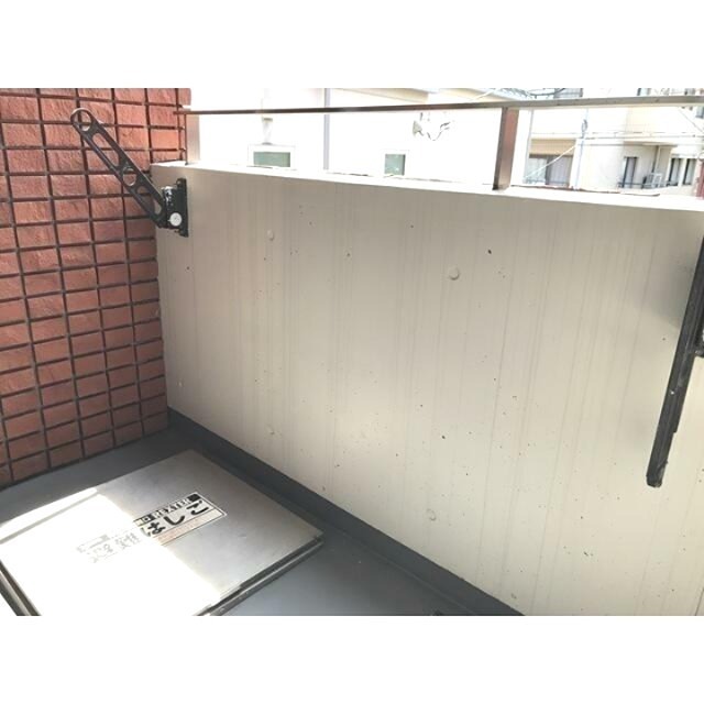 バルコニー　※同仕様写真含む