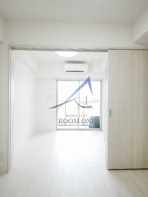 居室・リビング　洋室のお部屋です。