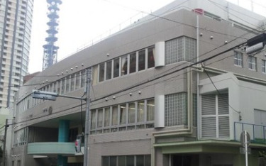 小学校　新宿区立牛込仲之小学校（小学校）まで430m