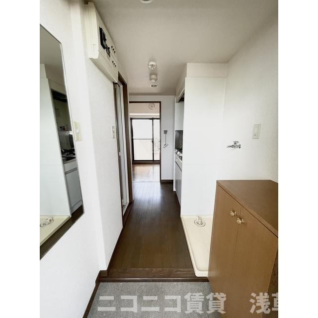 玄関