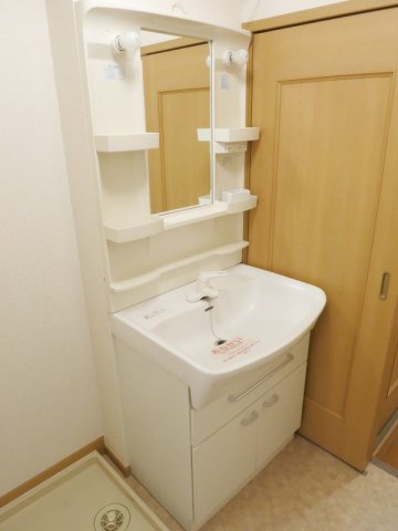 洗面設備　広い洗面スペース
