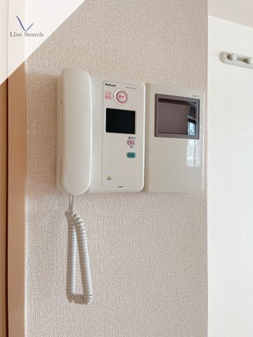 セキュリティ　モニター付きインターホン