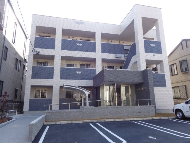 建物外観　外観写真（昼）
